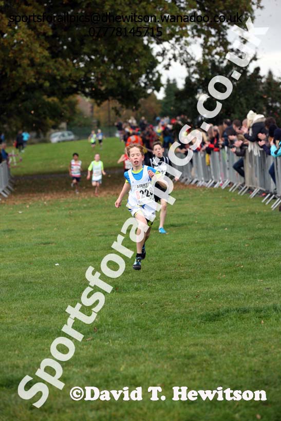 Boys under-11s Northern Cross Country Relays, Graves Park, Sheffield. Photo: David T. Hewitson/Sports for All Pics